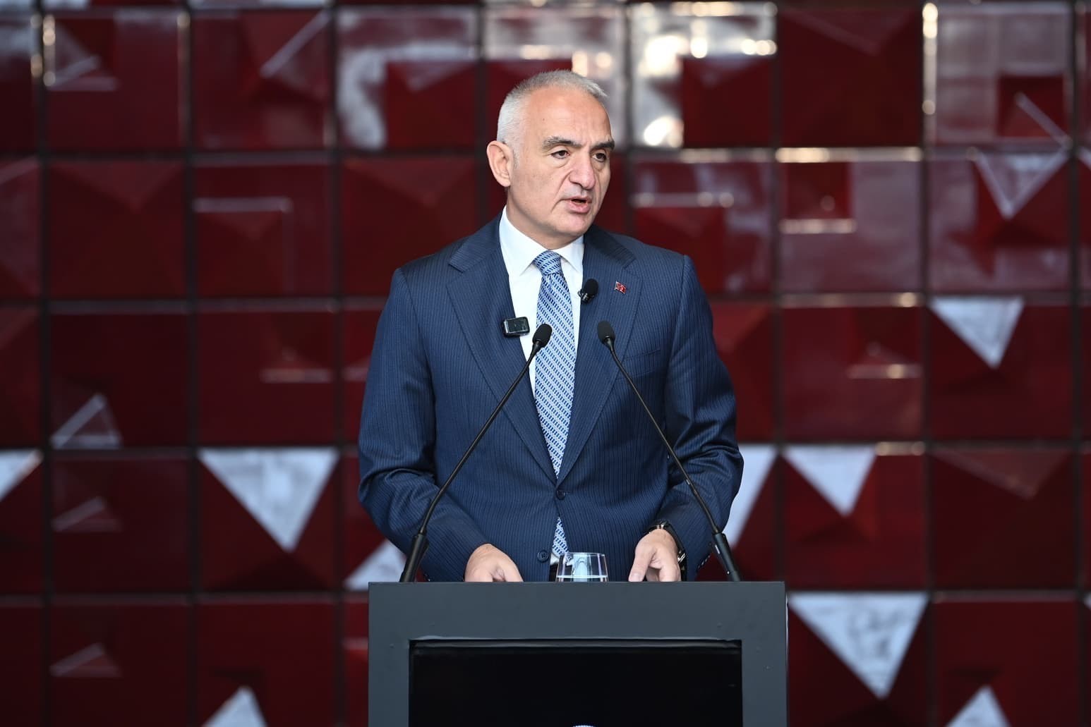bakan ersoy 13 binden fazla eser ait oldugu topraklara geri getirildi 1 vlv2khYc
