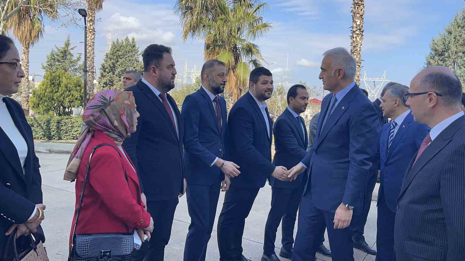 bakan ersoy 2025 yilinda 27 ulkede gerceklestirdigimiz dijital reklam kampanyalariyla 49 milyon gosterim sagladik LSbwGKAi