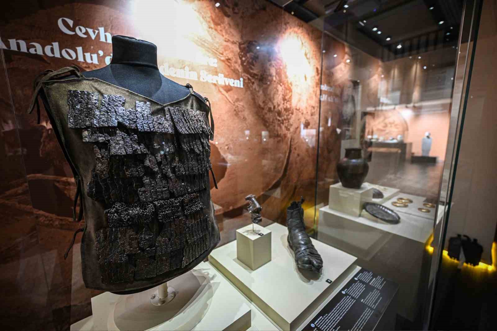 bakan ersoy 2025 yilinda toplam 180 kultur varliginin ulkemize iadesi saglandi 0