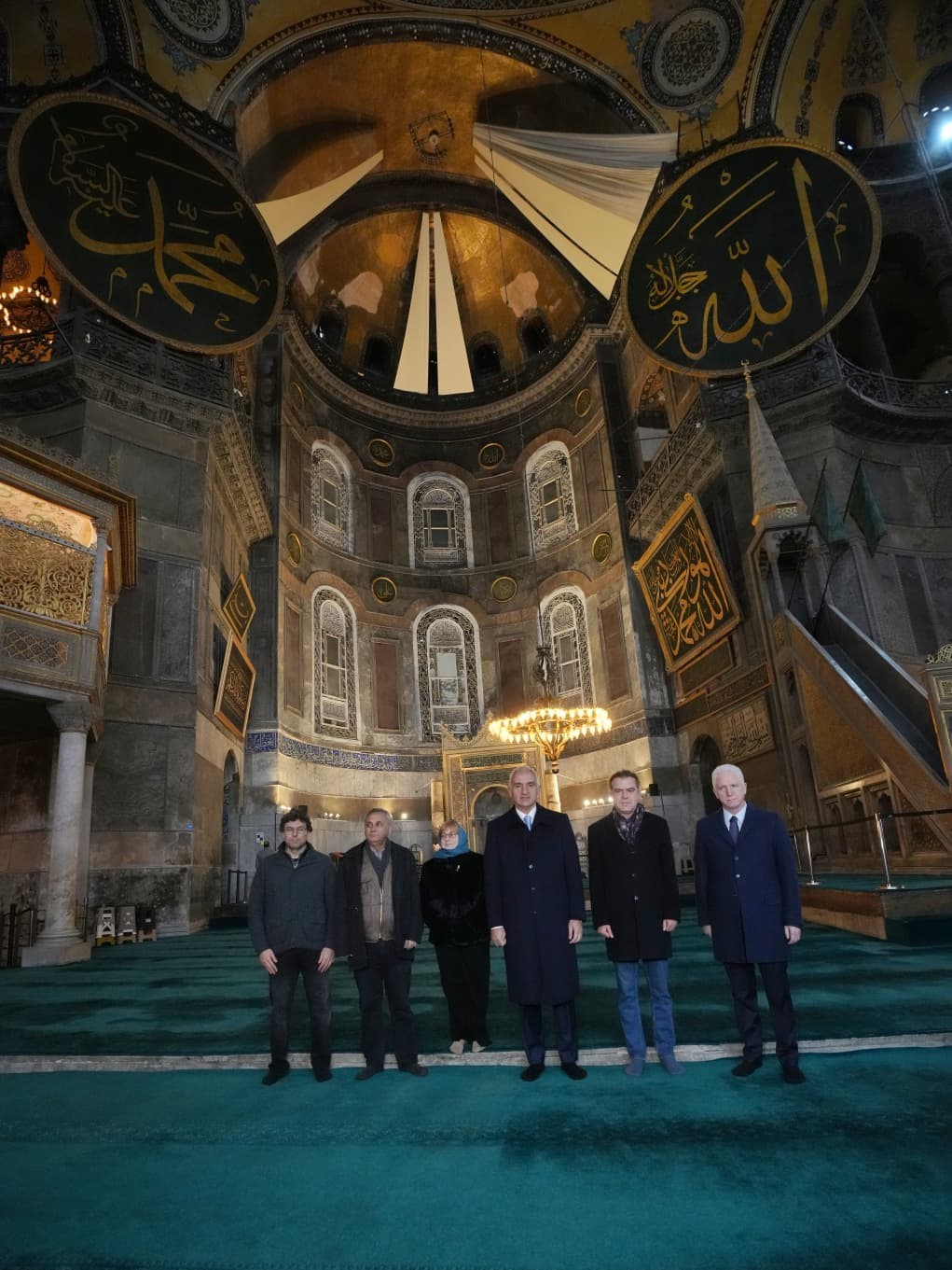 Bakan Ersoy açıkladı: "Ayasofya’da süreç devam ediyor, Sultanahmet’te çalışmalar tamamlandı" 12 bakan ersoy acikladi ayasofyada surec devam ediyor sultanahmette calismalar tamamlandi 8 SeQV7THT