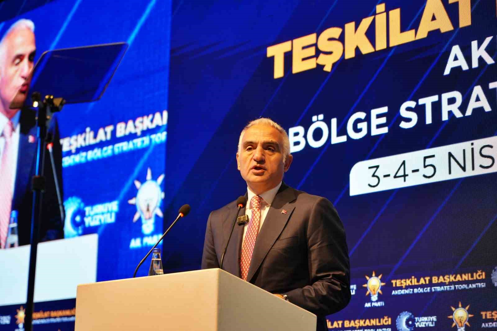 Bakan Ersoy: "Akdeniz Bölgesi’nde 2002-2025 yılları arasında yaklaşık 26,9 milyar liralık kültür ve turizm yatırımı gerçekleştirildi" 8 bakan ersoy akdeniz bolgesinde 2002 2025 yillari arasinda yaklasik 269 milyar liralik kultur ve turizm 4NpYyf9y
