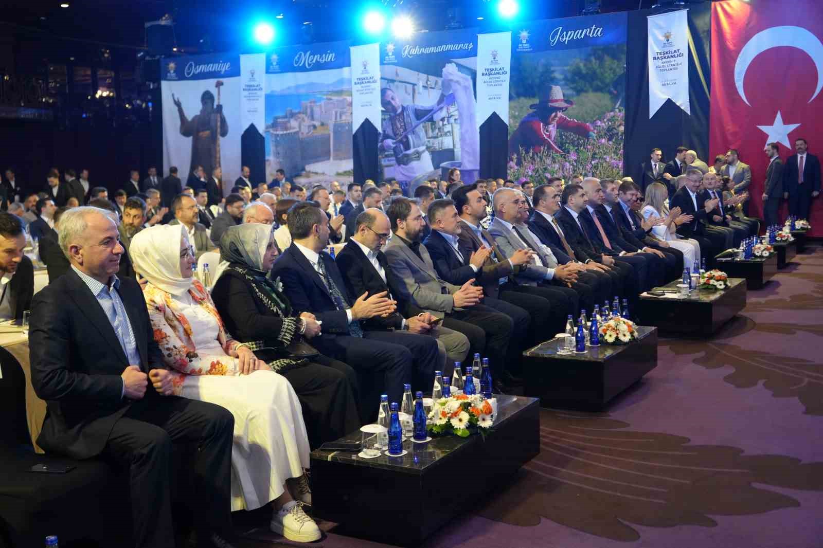Bakan Ersoy: "Akdeniz Bölgesi’nde 2002-2025 yılları arasında yaklaşık 26,9 milyar liralık kültür ve turizm yatırımı gerçekleştirildi" 7 bakan ersoy akdeniz bolgesinde 2002 2025 yillari arasinda yaklasik 269 milyar liralik kultur ve turizm Cmf9TwmR