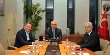 bakan-ersoy-avrupa-tur-operatorleriyle-bir-araya-geldi-5j4t8lxY.jpg
