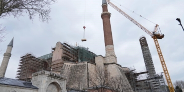 bakan-ersoy-ayasofyayi-bilimsel-koruma-anlayisiyla-gelecek-nesillere-en-guclu-sekilde-aktarmaya-kararlilikla-devam-92k1Xhmt.jpg