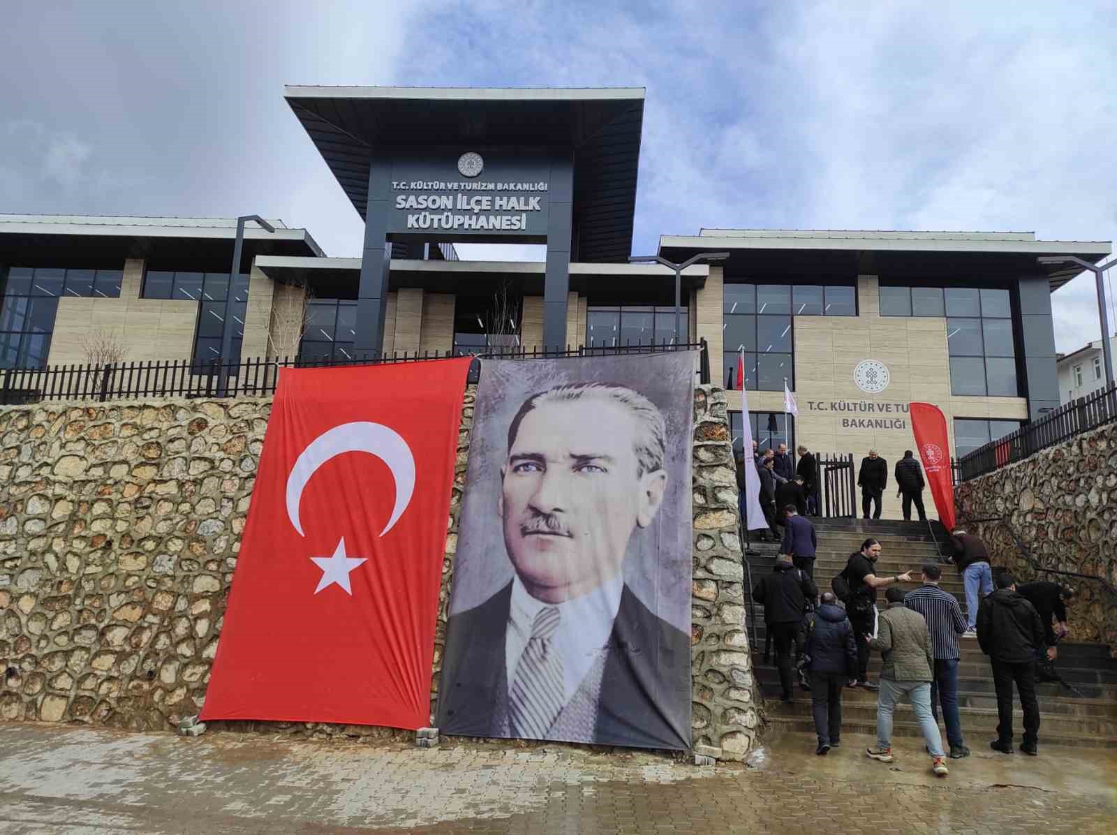 bakan ersoy batmanda kultur altyapisinda buyuk donusum sagladik 2 8nQaMMsh