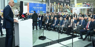bakan-ersoy-bin-300-halk-kutuphanesiyle-800-bin-metrekareye-ulasarak-rekor-kirdik-TX2bUh4g.jpg