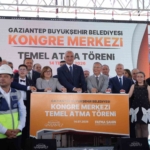 bakan-ersoy-bu-merkezin-gazianteplilerin-ticaret-kultur-ve-sanat-hayatinda-ciddi-etkisi-olacagina-inaniyorum-IrRLbAMt.jpg