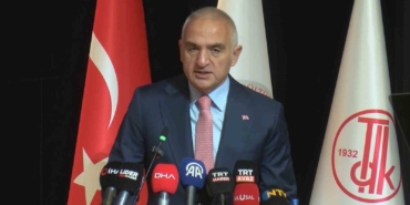 bakan-ersoy-dil-bir-milletin-sadece-iletisim-araci-degil-hafizasi-vicdani-ve-yuregidir-cAJVInlS.jpg