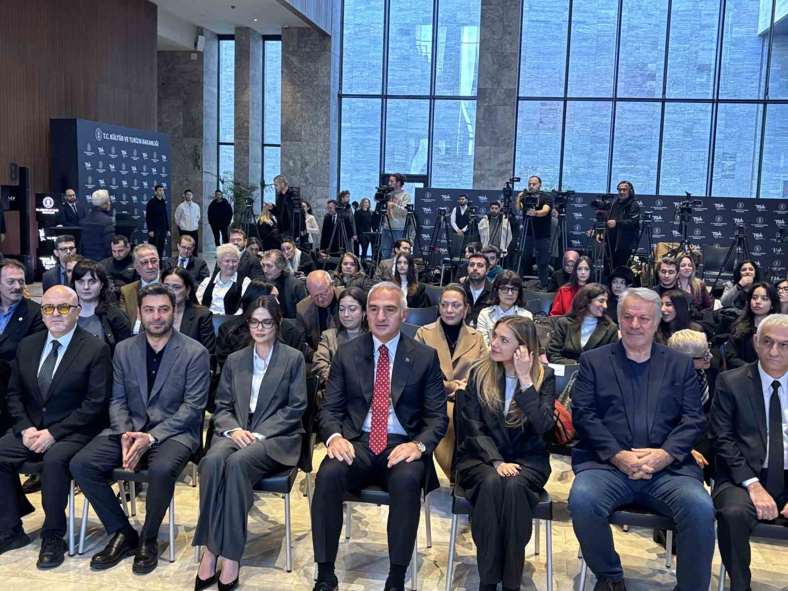 Bakan Ersoy: "Dizi ihracatından elde edilen gelir 1 milyar doları geçti" 4 bakan ersoy dizi ihracatindan elde edilen gelir 1 milyar dolari gecti 0 9iqrapRS