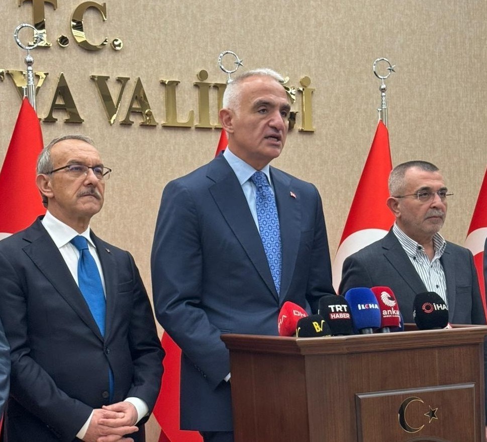 bakan ersoy dunya tarihinin en muazzam insa ve ihya hareketini hayata gecirdik 0 6AT6jD5L