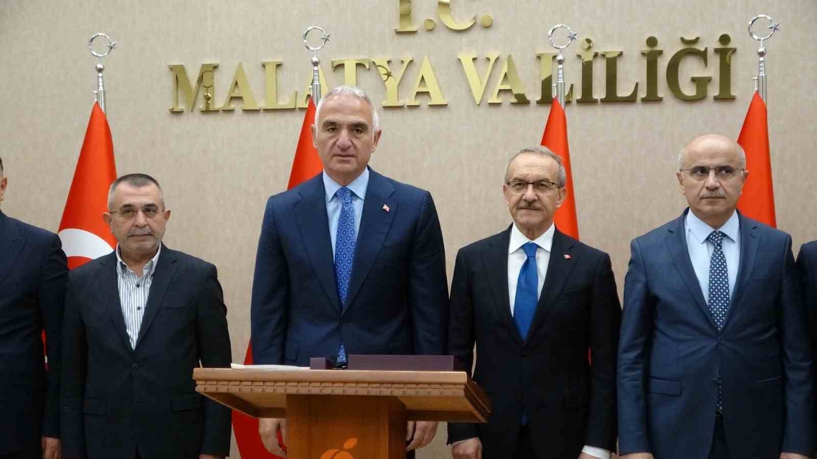 bakan ersoy dunya tarihinin en muazzam insa ve ihya hareketini hayata gecirdik 1 QAuXg9s1