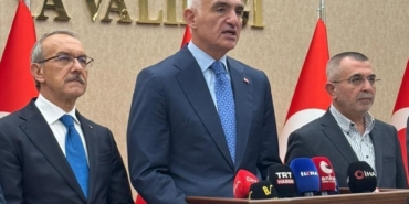 bakan-ersoy-dunya-tarihinin-en-muazzam-insa-ve-ihya-hareketini-hayata-gecirdik-e9V2x5EK.jpg