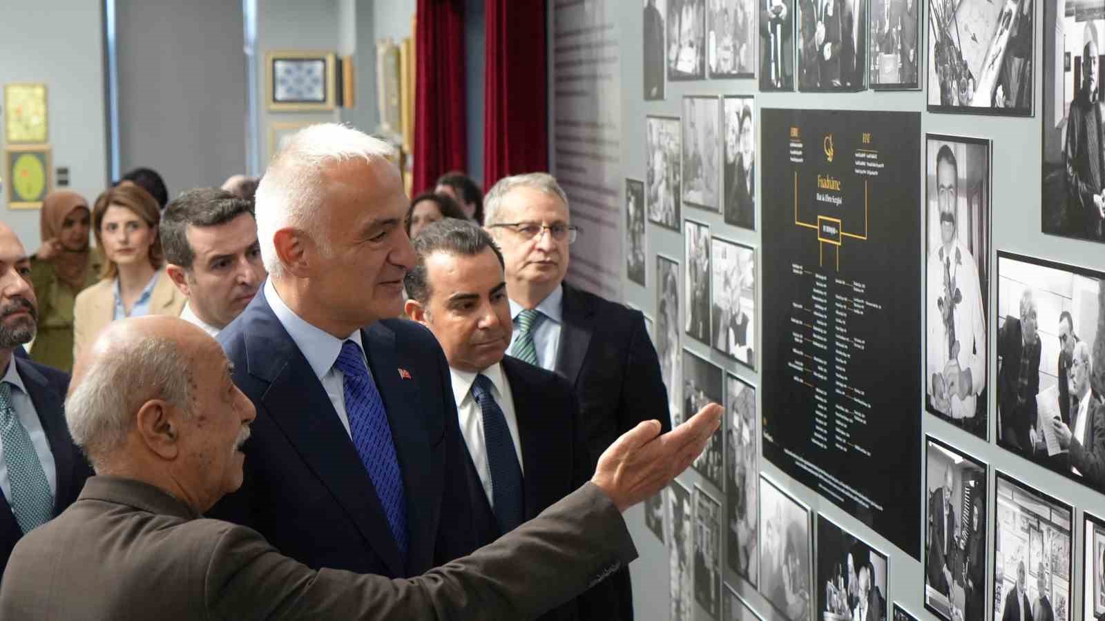 Bakan Ersoy: "Fuadname, hat ve ebruda çok geniş bir penceredir" 6 bakan ersoy fuadname hat ve ebruda cok genis bir penceredir 2 MMtRdOS8