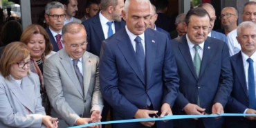 bakan-ersoy-gaziantep-dijital-sanat-muzesinin-acilisini-yapti-X7c5tSxs.jpg