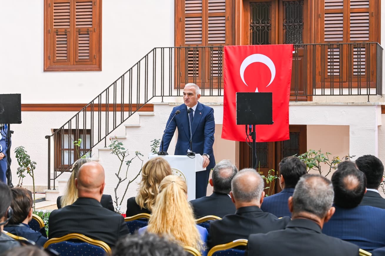 Bakan Ersoy: "Gerçekleştirdiğimiz çalışmalar, Atatürk’ün aziz hatırasına duyduğumuz saygının bir nişanesidir" 11 bakan ersoy gerceklestirdigimiz calismalar ataturkun aziz hatirasina duydugumuz sayginin bir nisanesidir 7 ikakY2z4
