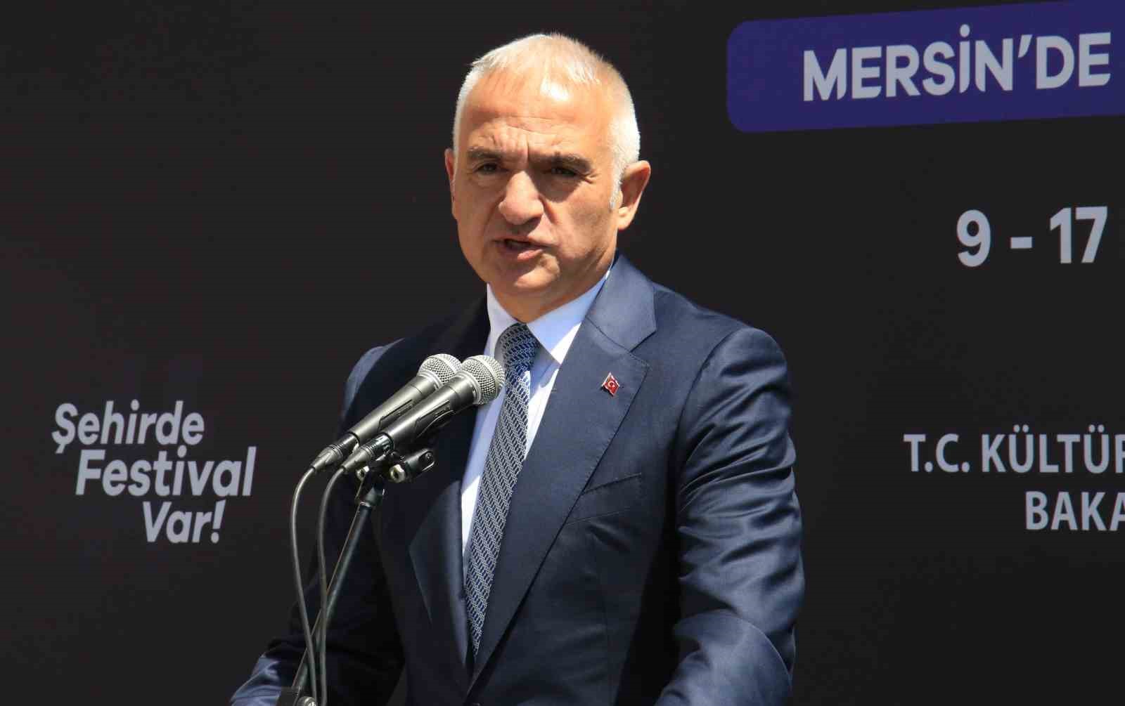 bakan ersoy mersin yasayan bir kultur hazinesidir 1 AqhdDX4S
