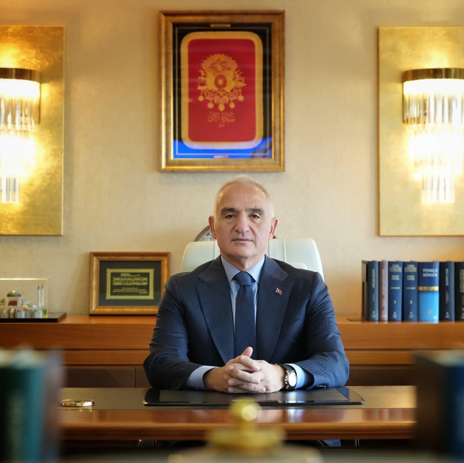 bakan ersoy paylasti kahramanmaras ulu cami yeniden ibadete acildi 1 RC3Ey4Kn