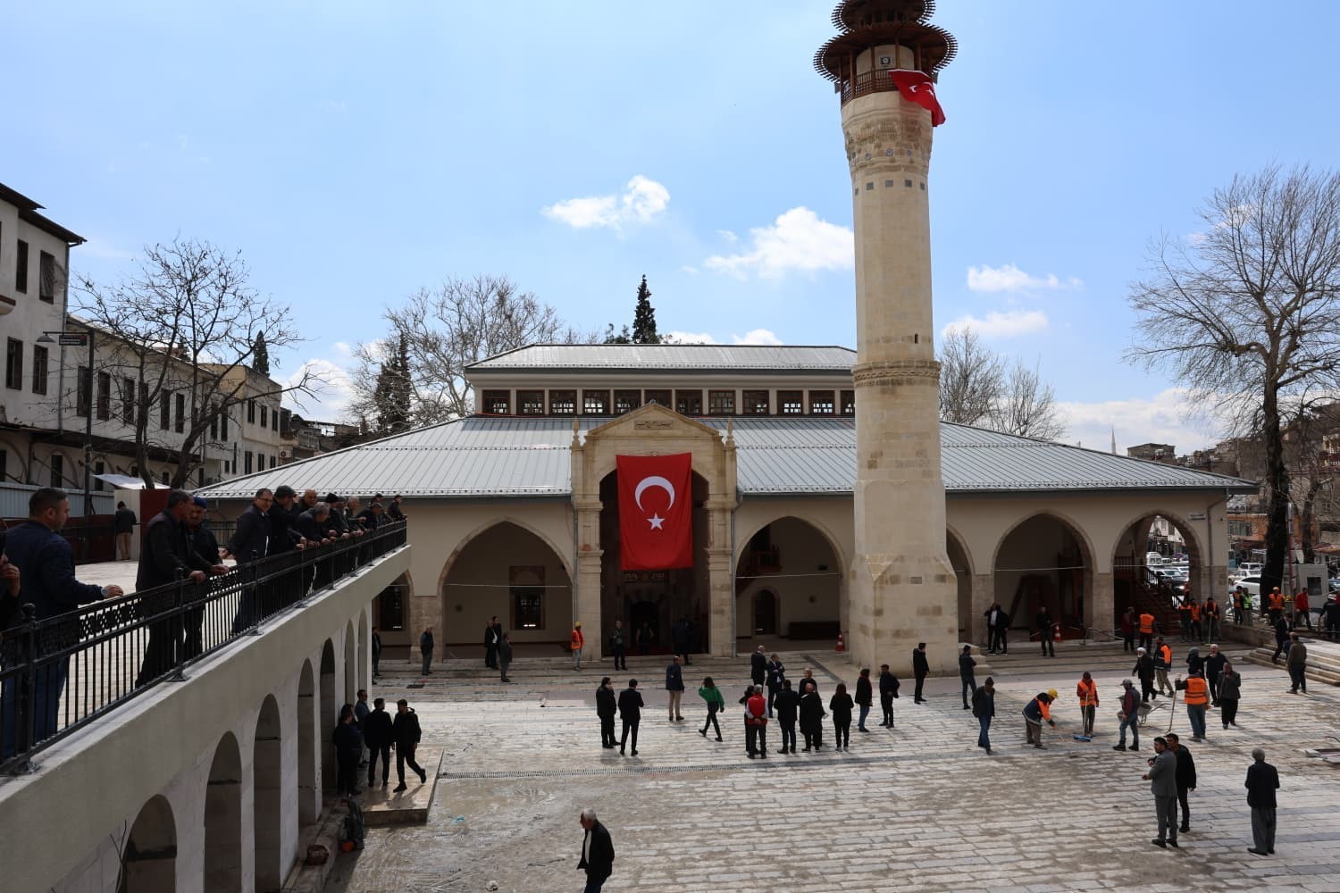 bakan ersoy paylasti kahramanmaras ulu cami yeniden ibadete acildi 3 m1rsXD4N
