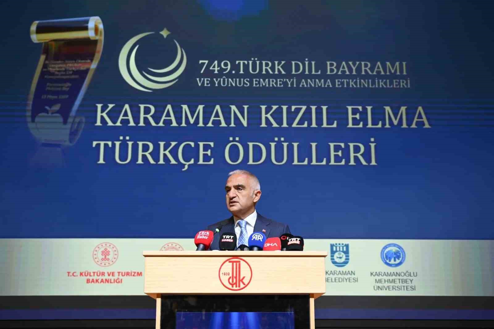 Bakan Ersoy: "Türkçe, uçsuz bucaksız Türkistan topraklarından Anadolu’ya uzanan bir medeniyet yürüyüşünün sesidir" 8 bakan ersoy turkce ucsuz bucaksiz turkistan topraklarindan anadoluya uzanan bir medeniyet yuruyusunun sesidir 4 y3RZQBEn