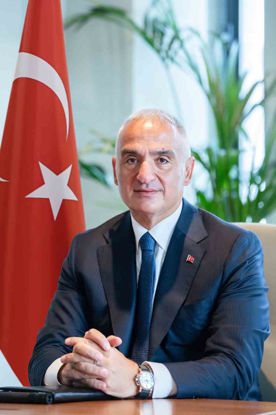 Bakan Ersoy: "Venezuela’nın yanında olmayı sürdüreceğiz" 7 bakan ersoy venezuelanin yaninda olmayi surdurecegiz 3 lUs1L42v