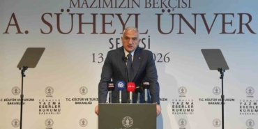 bakan-ersoy-yazma-eserler-bugunu-anlamanin-ve-gelecegi-insa-etmenin-en-saglam-zeminidir-C3QxJaeP.jpg