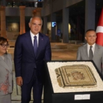 bakan-ersoy-yurt-icinde-kacak-kazilara-ve-kultur-varligi-kacakciligina-karsi-calismalari-kararlilikla-yurutuyoruz-OLjWfkOM.jpg