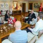 bakan-ersoydan-bolsoy-tiyatrosunda-tarihi-basariya-imza-atan-nilay-tahirogluna-tebrik-5yI67dgW.jpg