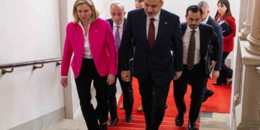 bakan-fidan-avusturyali-bakan-meinl-reisinger-ile-bir-araya-geldi-SxPQ99ue.jpg