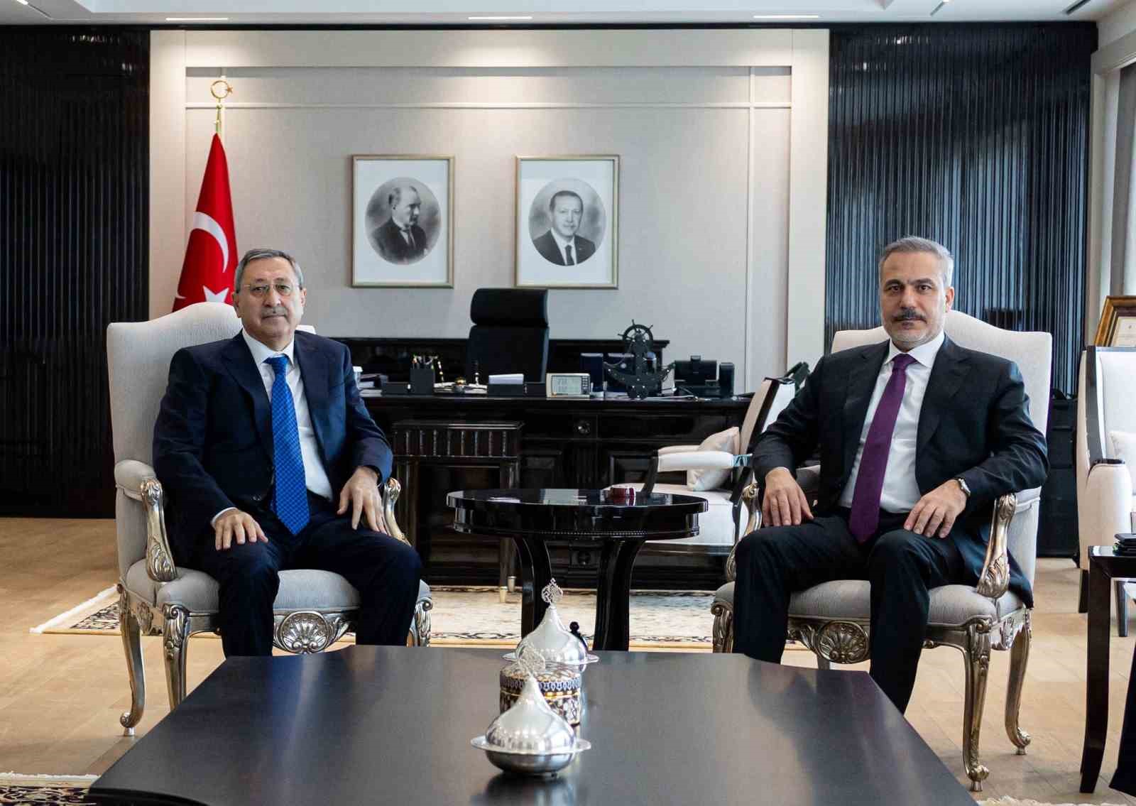 bakan fidan azerbaycan cumhurbaskaninin ozel gorevler temsilcisi halefovu kabul etti 0
