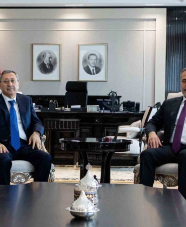 bakan-fidan-azerbaycan-cumhurbaskaninin-ozel-gorevler-temsilcisi-halefovu-kabul-etti-t3bY1wde.jpg