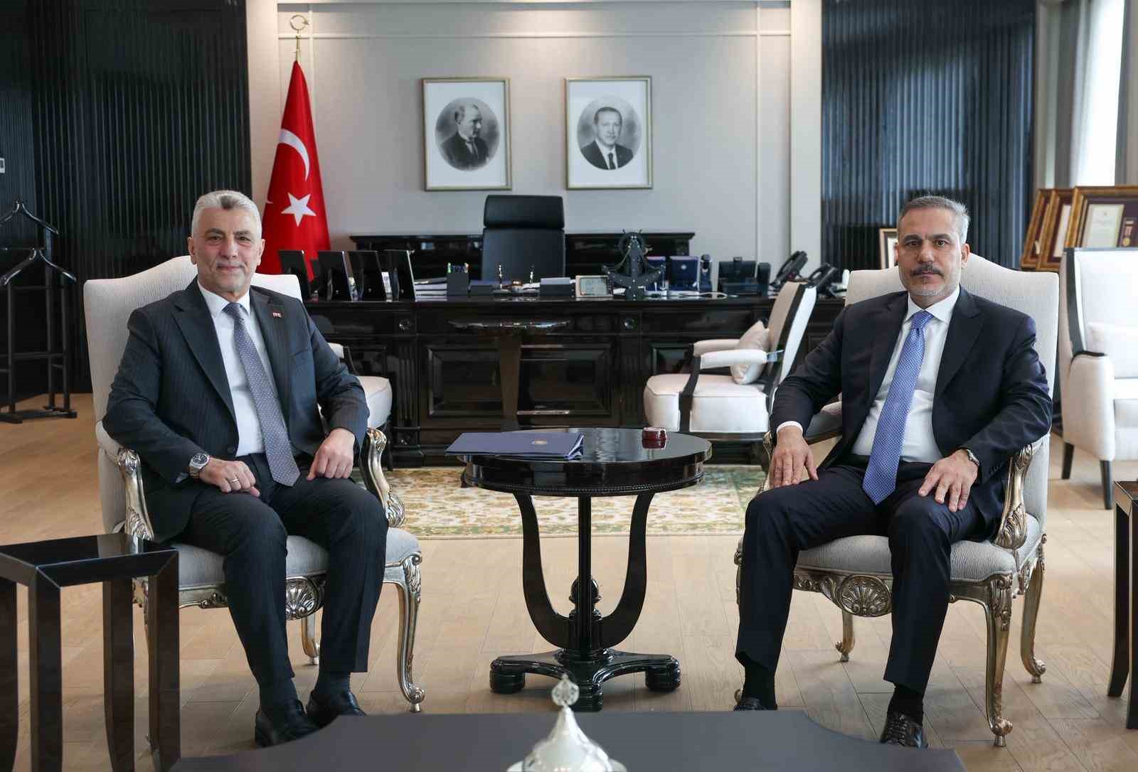 bakan fidan bakan bolat ile bir araya geldi 0