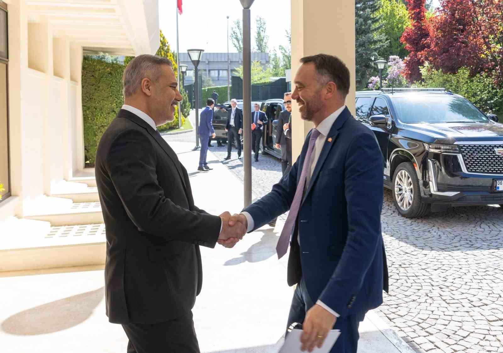 bakan fidan belcikali mevkidasi prevot ile bir araya geldi 3 zm55ypcR