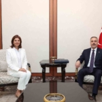 bakan-fidan-bm-genel-sekreterinin-kibris-konusunda-sahsi-temsilcisi-holguin-ile-gorustu-xtZxqtVp.jpg