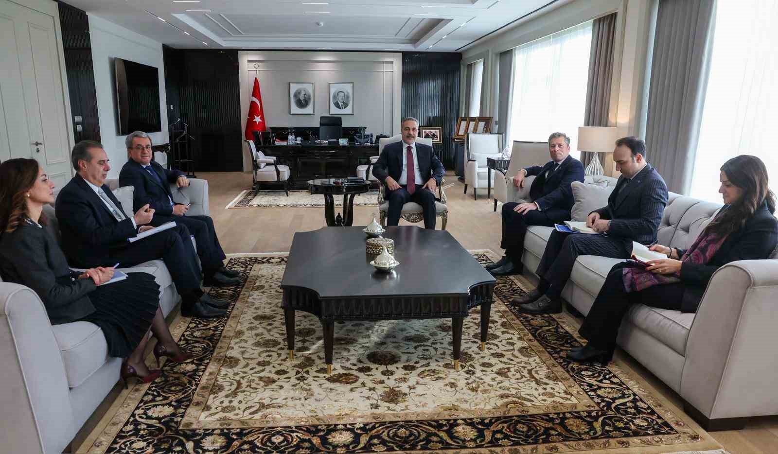 Bakan Fidan, BM İnsani İşlerden Sorumlu Genel Sekreter Yardımcısı ve Acil Yardım Koordinatörü Fletcher’i kabul etti 5 bakan fidan bm insani islerden sorumlu genel sekreter yardimcisi ve acil yardim koordinatoru fletcheri ZLTSyic6