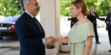 bakan-fidan-bulgar-mevkidasi-petrova-chamova-ile-gorustu-Un418P7x.jpg
