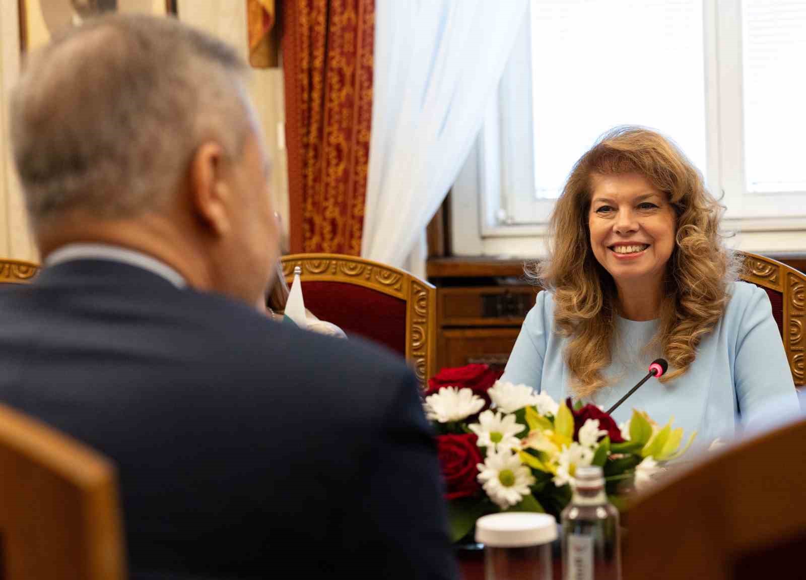 bakan fidan bulgaristan cumhurbaskani yotova ile gorustu 2