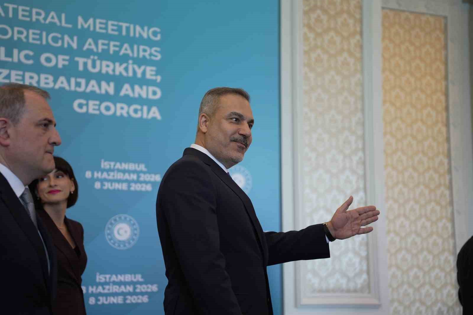 Bakan Fidan "Dünyayı felaketin eşiğine getiren bu savaşın geride bırakılması elzemdir" 4 bakan fidan dunyayi felaketin esigine getiren bu savasin geride birakilmasi elzemdir 0 HuXat7mS