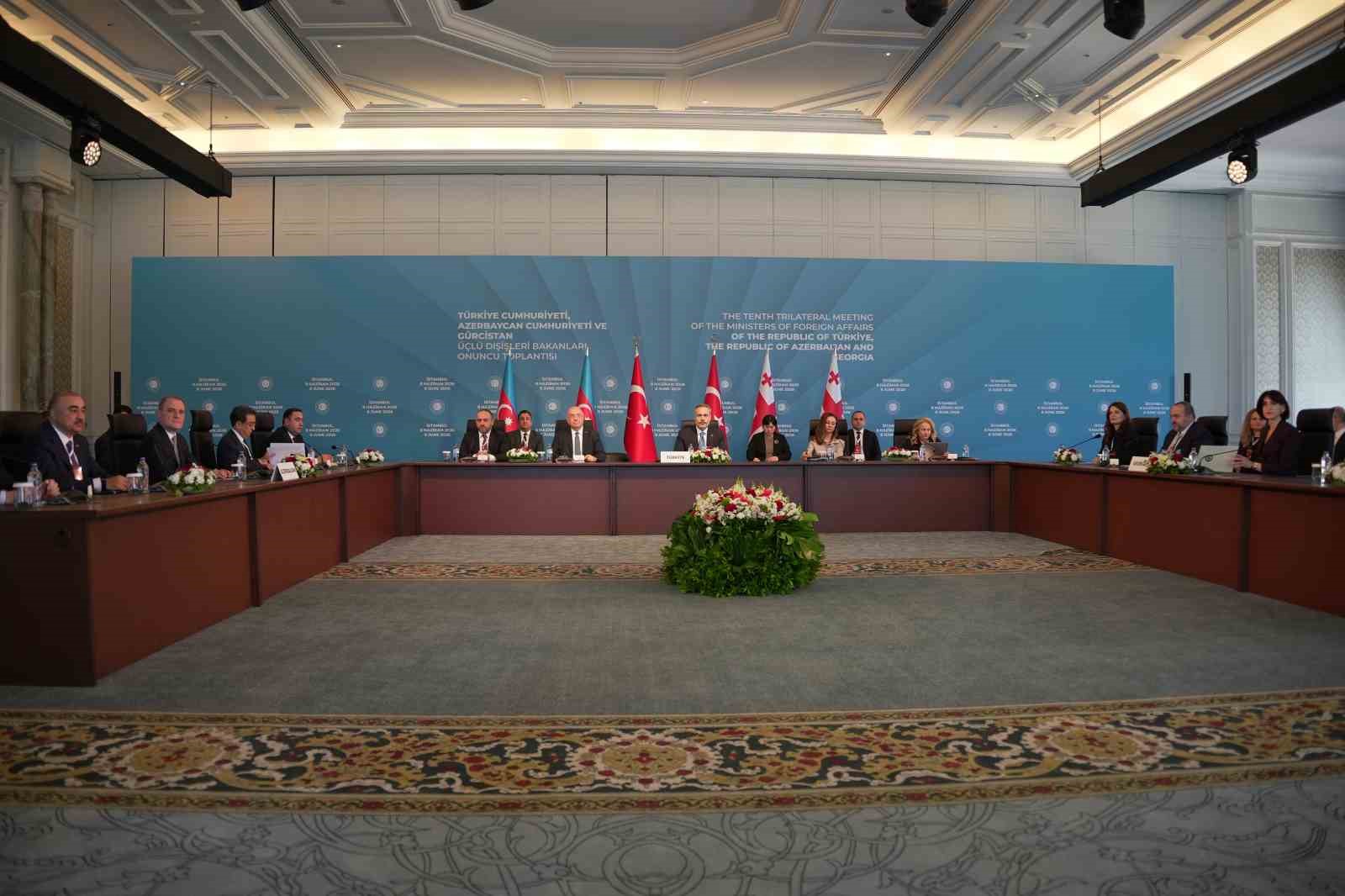 Bakan Fidan "Dünyayı felaketin eşiğine getiren bu savaşın geride bırakılması elzemdir" 8 bakan fidan dunyayi felaketin esigine getiren bu savasin geride birakilmasi elzemdir 4 qm8Js8JA