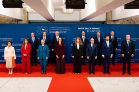 Bakan Fidan, Bosna Hersek Devlet Başkanlığı Konseyi Başkanı Becirovic ile görüştü 1 thumbnail