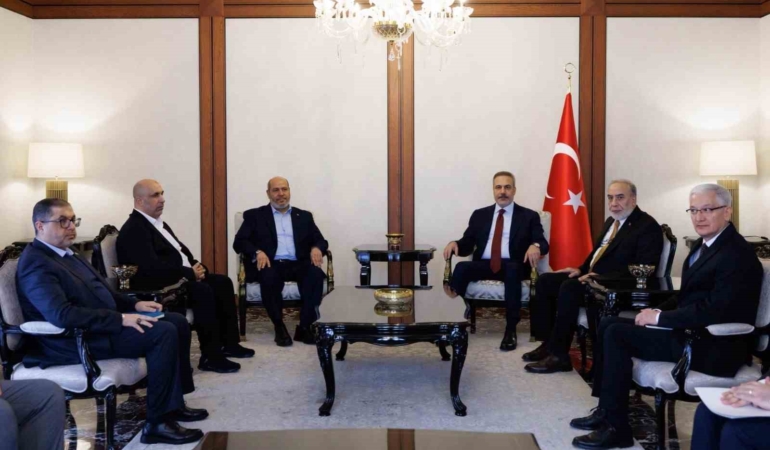 bakan-fidan-hamas-heyetiyle-ankarada-gorustu-cRgSwbuN.jpg