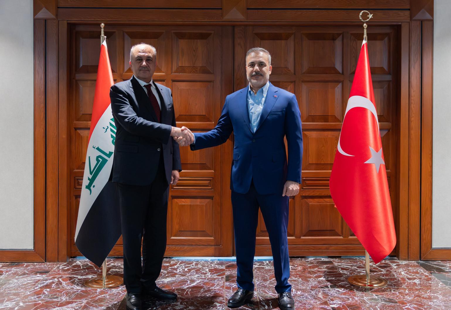 bakan fidan irak savunma bakani al abbasi ile gorustu 1 4jQXiCuE