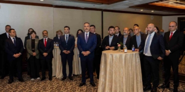bakan-fidan-kanadada-turk-is-adamlariyla-bir-araya-geldi-iWRX5Rl3.jpg