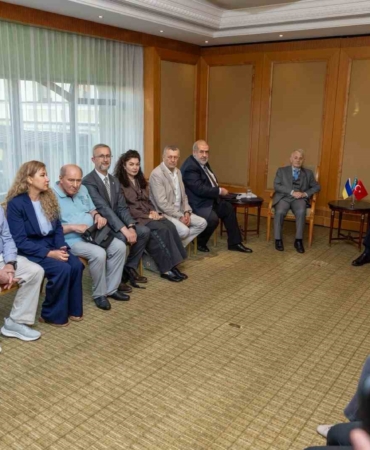 bakan-fidan-kirim-tatarlarinin-milli-lideri-kirimoglu-ve-ktmm-baskani-cubarov-ile-bir-araya-zLJFBqxP.jpg