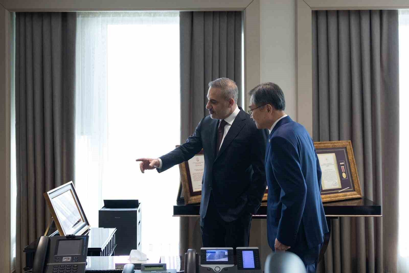 bakan fidan koreli mevkidasi cho hyun ile gorustu 1 JZ9CR9dz