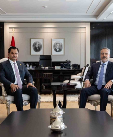 bakan-fidan-libya-ulusal-ordusu-genel-komutan-yardimcisi-orgeneral-hafteri-kabul-etti-OZk4OV3X.jpg