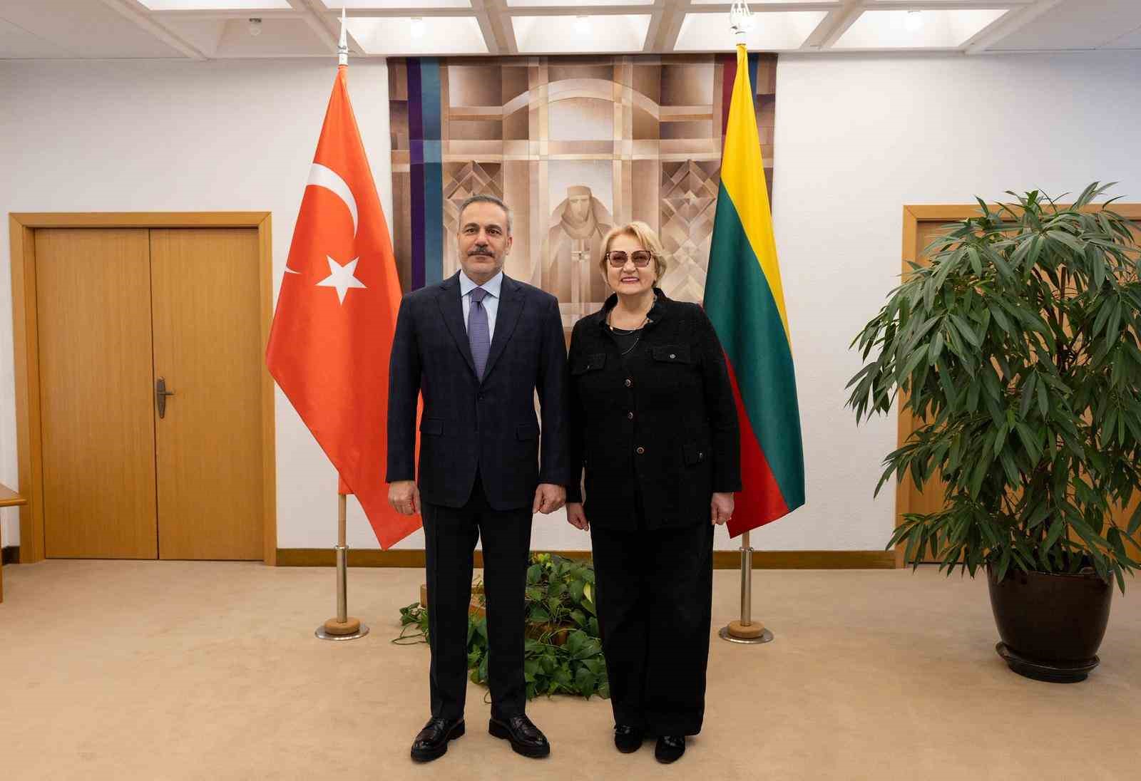 bakan fidan litvanya meclis baskan yardimcisi budbergyt ile gorustu 3