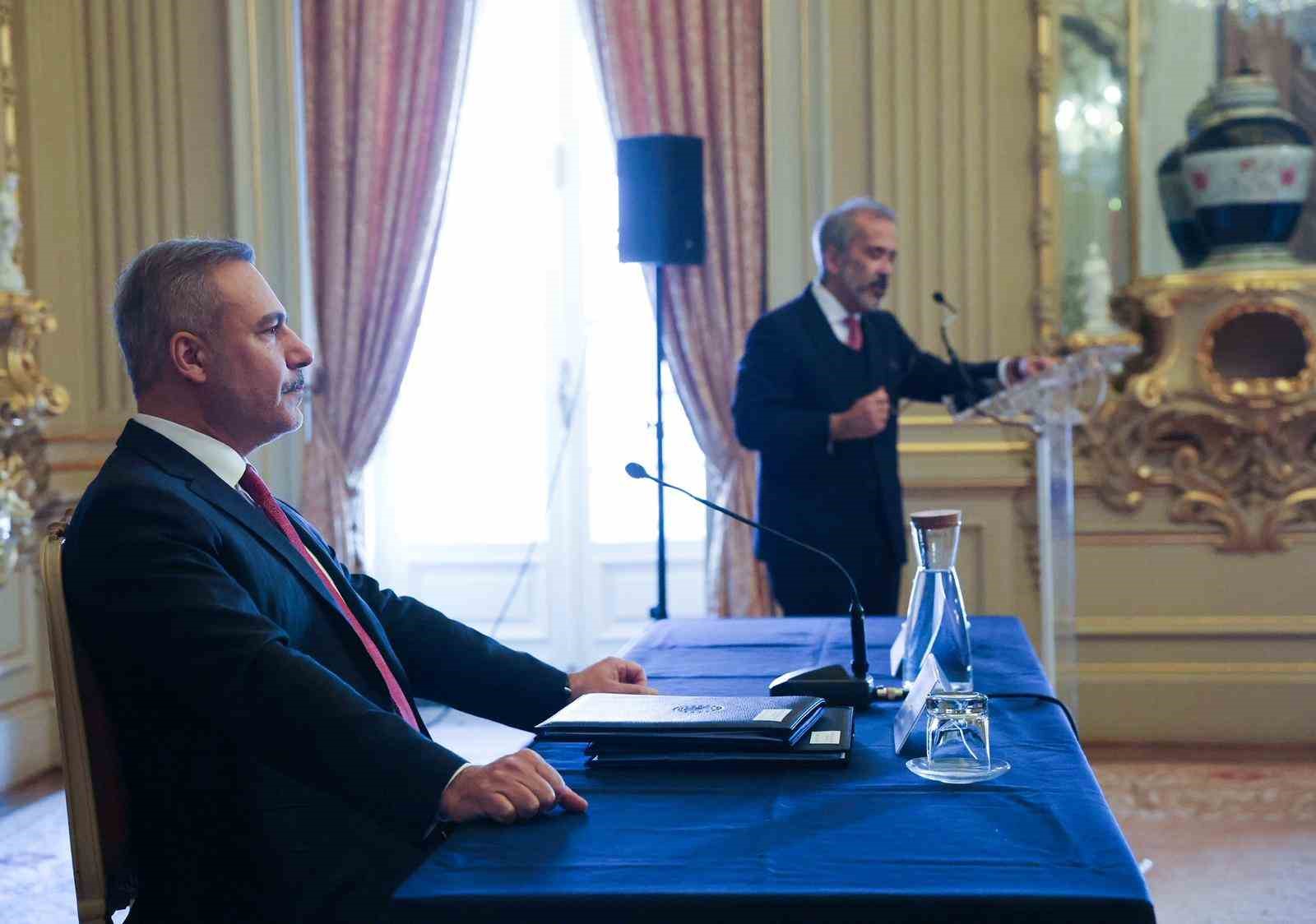 bakan fidan lizbonda buyukelciler konferansinda hitap etti 2 AsKSy6Bj