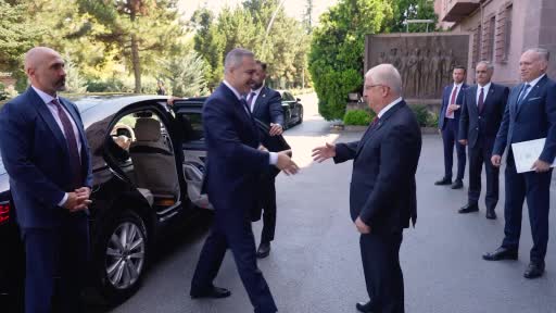 bakan-fidan-milli-savunma-bakani-guler-ile-gorustu-iqp1L1L3.jpg