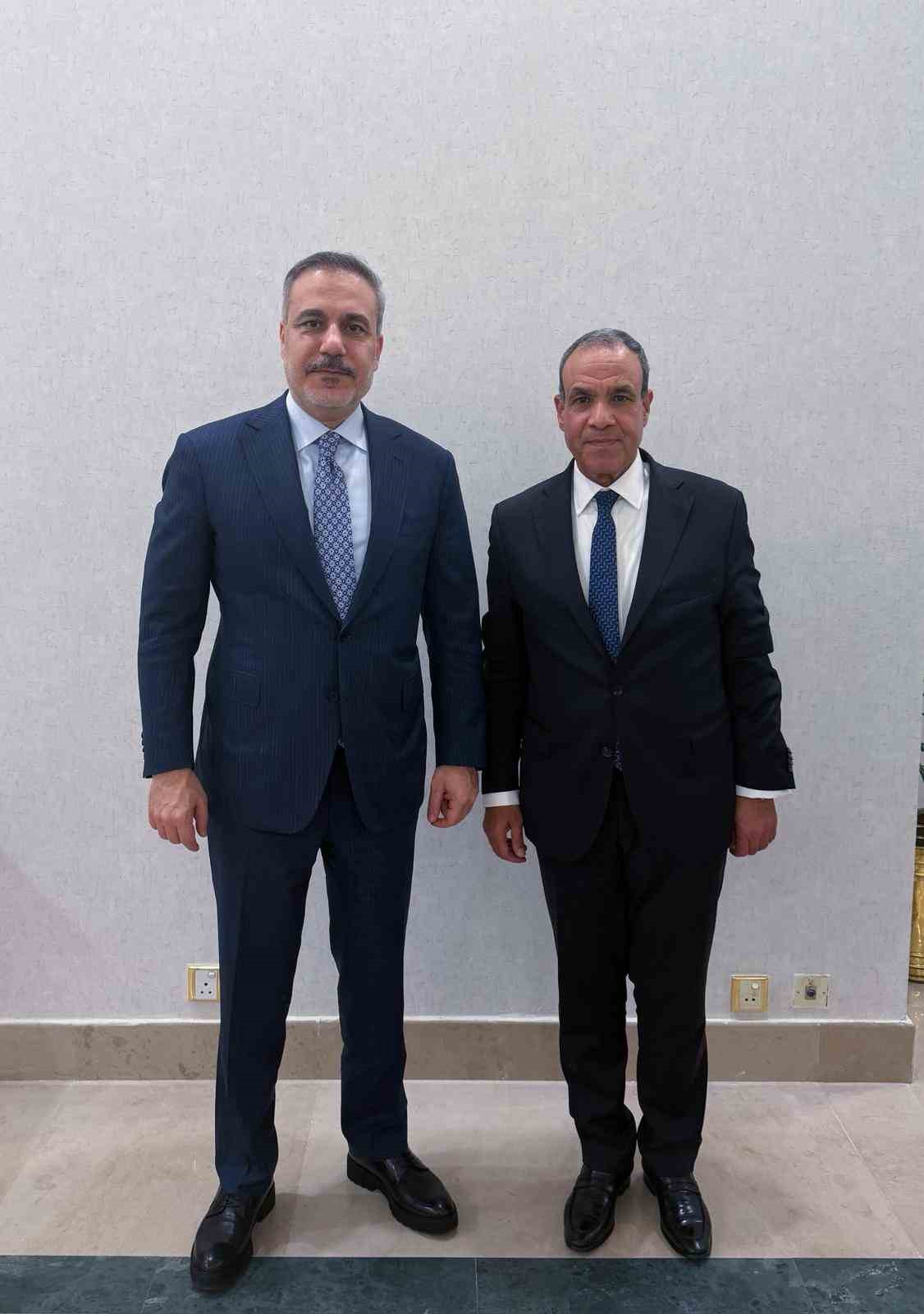 bakan fidan misirli mevkidasi abdelatty ve pakistan basbakani serif ile bir araya geldi 1 7p2dbqtC