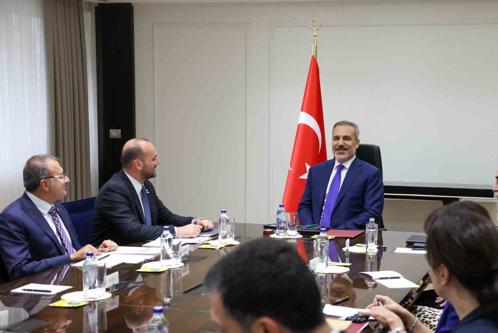 bakan fidan musiad genel baskani ozdemiri kabul etti 1 ClVhfLCQ